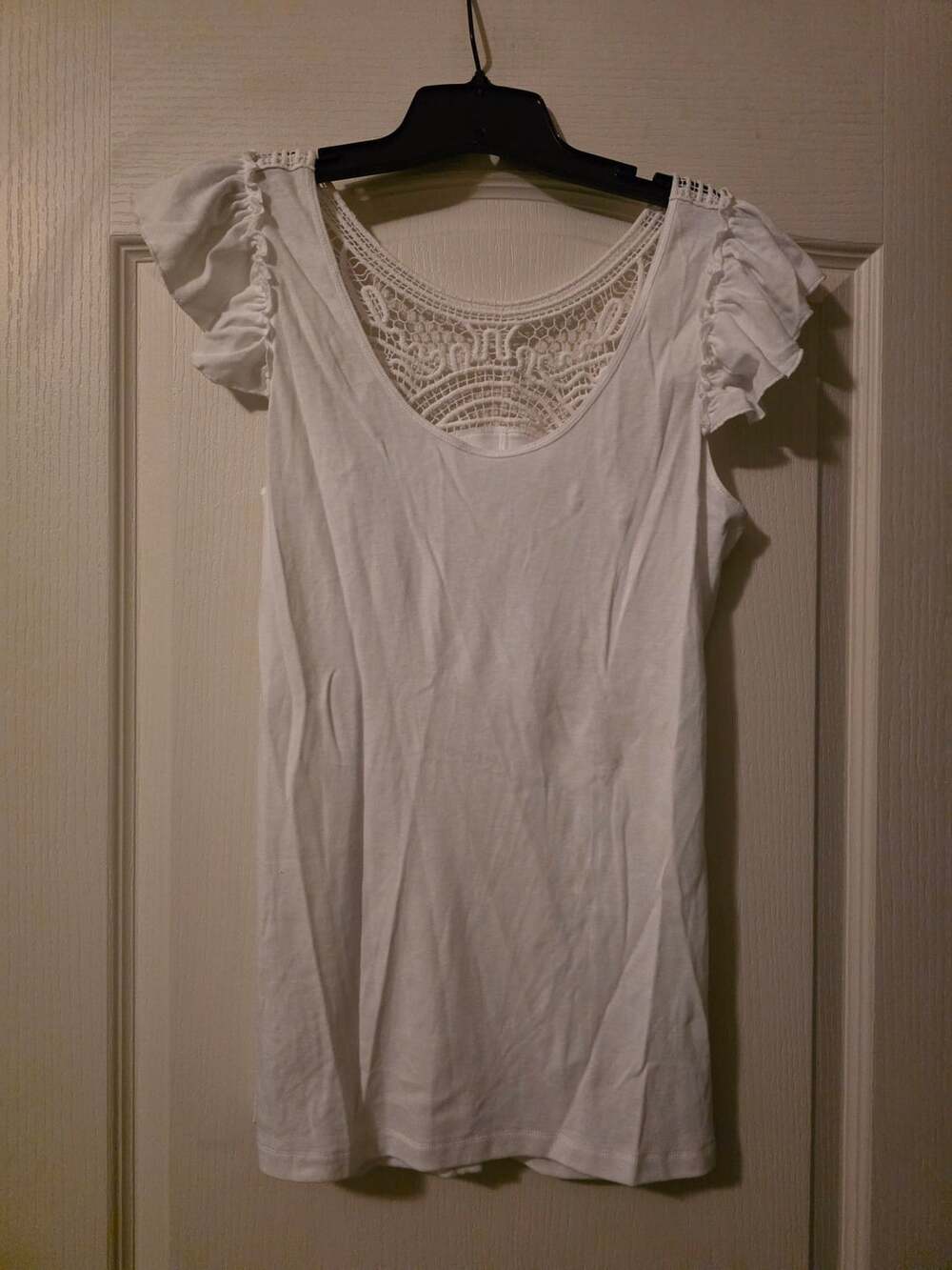 Tee Shop Top Size X-Large White Crochet Back Lace Ruffle Shirt Blouse
